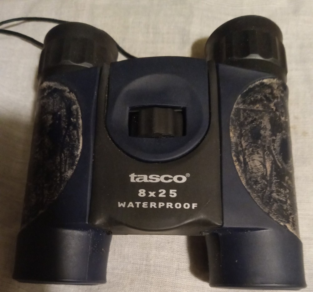Tasco  Binocular 8x25 Waterproof  825WP, (Tested And Works As It Should)
