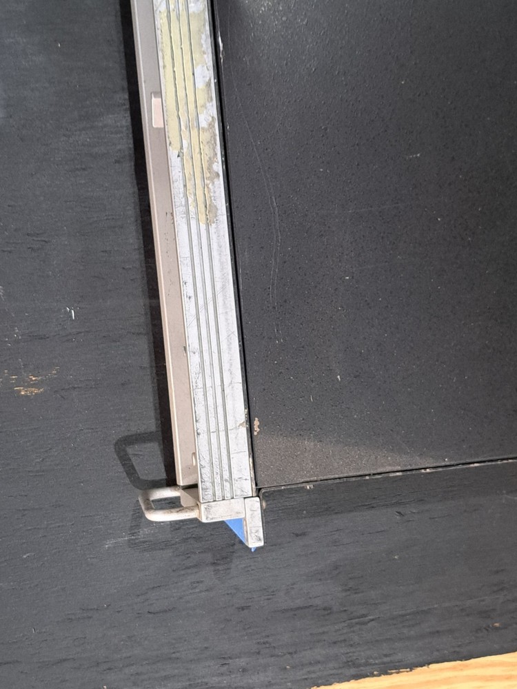 Crown Macro-Tech 2400 2-Channel Power Amplifier