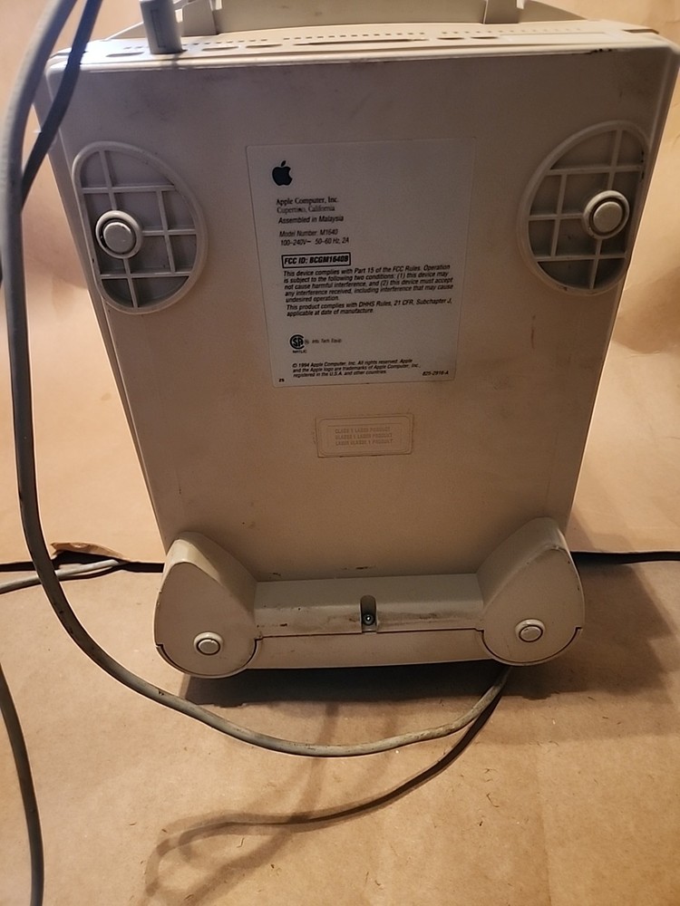 Macintosh Performa 550 W/ Keypad, Mouse And Printer! MFG August 1994 WORKS!