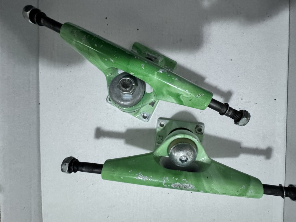 Krux Skateboard Trucks Skateboarding