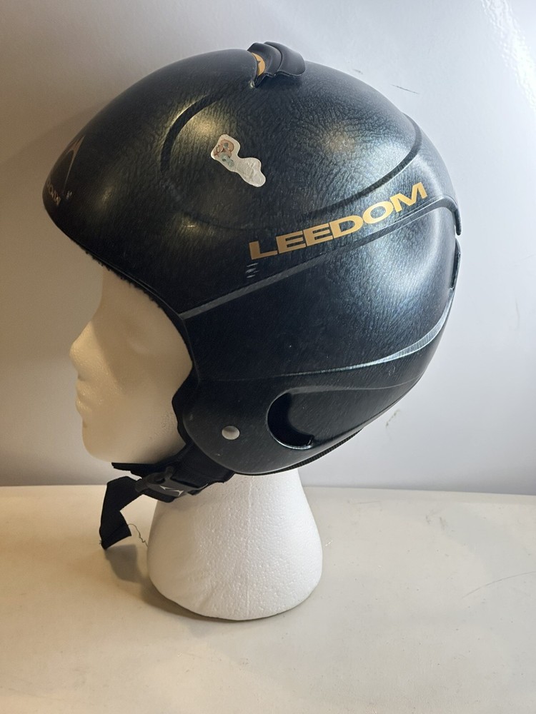 Leedom ski helmet, size S Green With Adjustable Air Flow