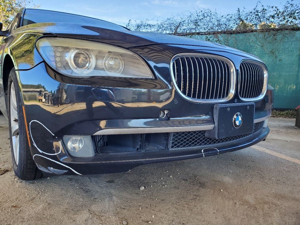 2011 2012 BMW 750I OEM Front Carrier Assembly AWD