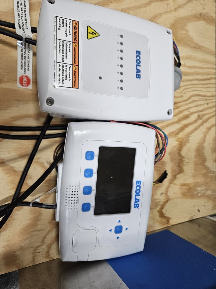 Ecolab SCLS Solid Laundry System PN#9259-1126 USED works great. laundry controls