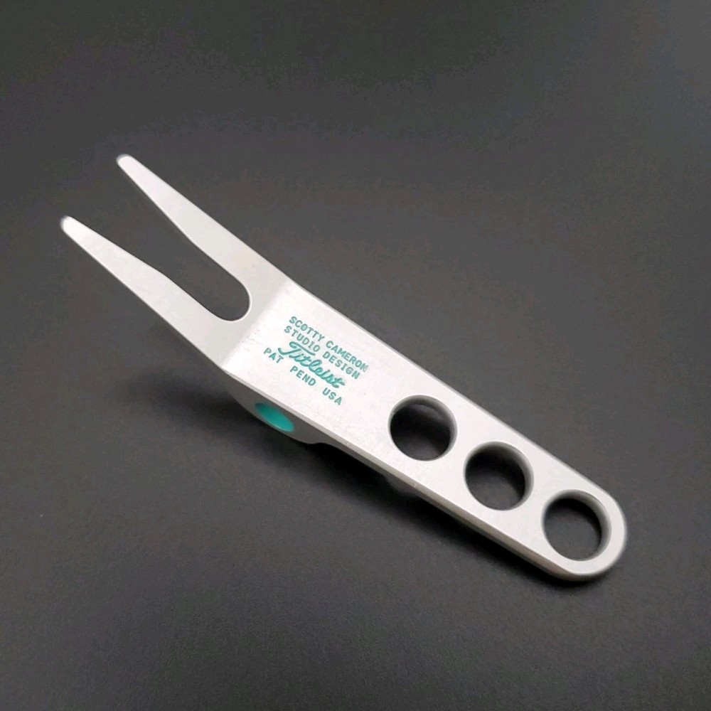 SCOTTY CAMERON PIVOT TOOL