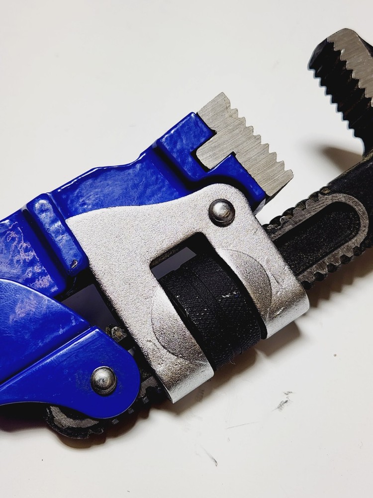 Grip 14" Adjustable Locking Pipe Wrench