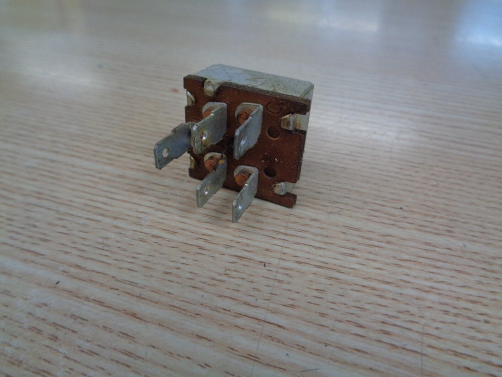 New Holland Part# 274558 Switch
