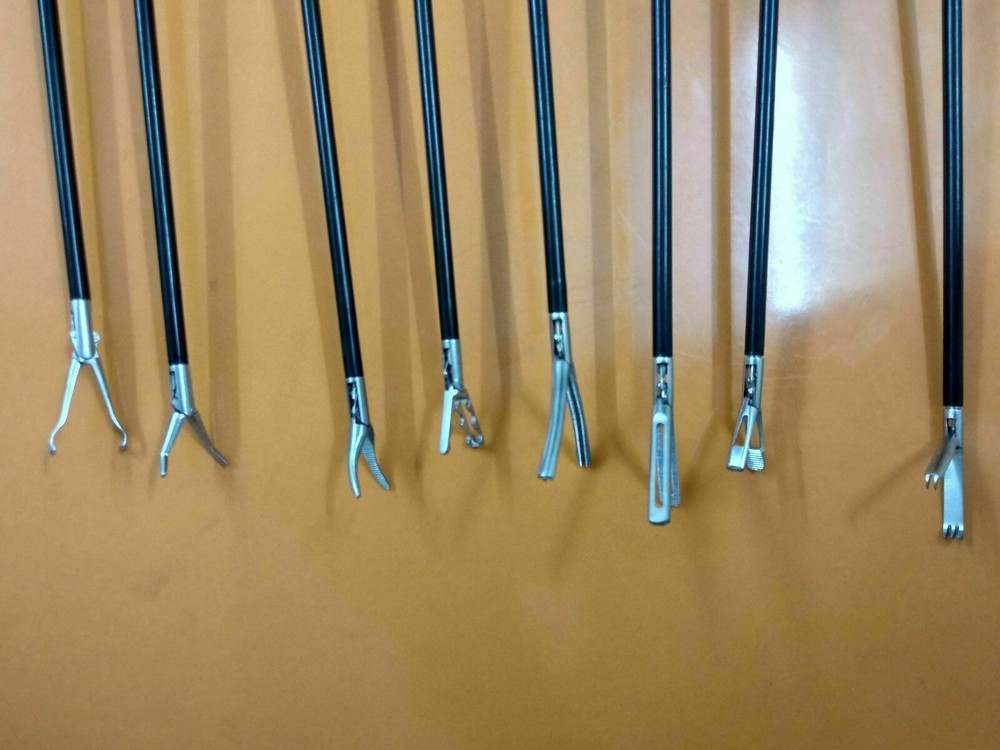 Laparoscopic Grasper Scissors Dissector Forceps Instruments with Handle Set of 8