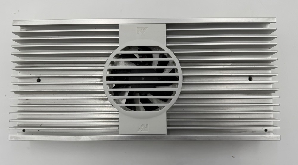 AquaIllumination Hydra 52 HD LED Light