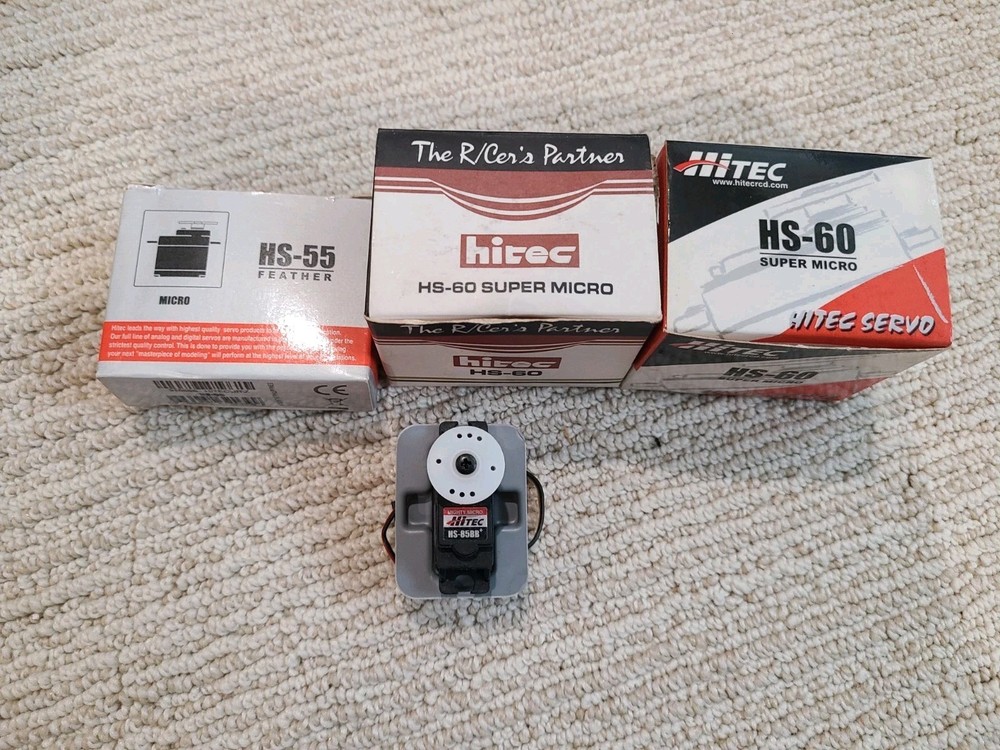 Hitec Servo Lot