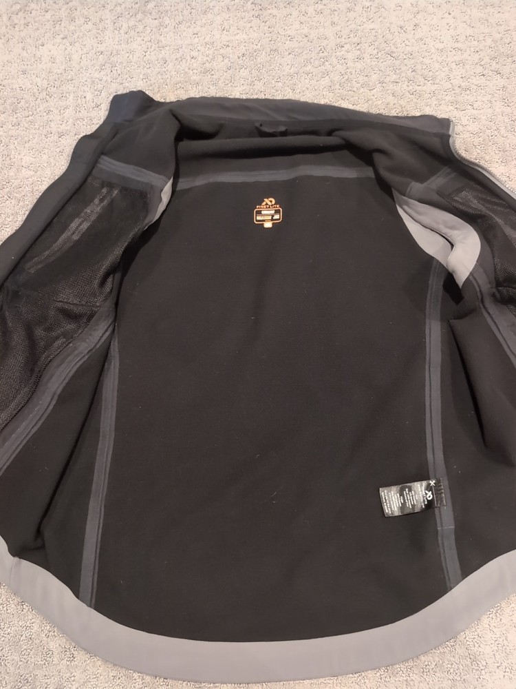First Lite Catalyst Vest Medium Ash Grey Nice Condition Free Shipping