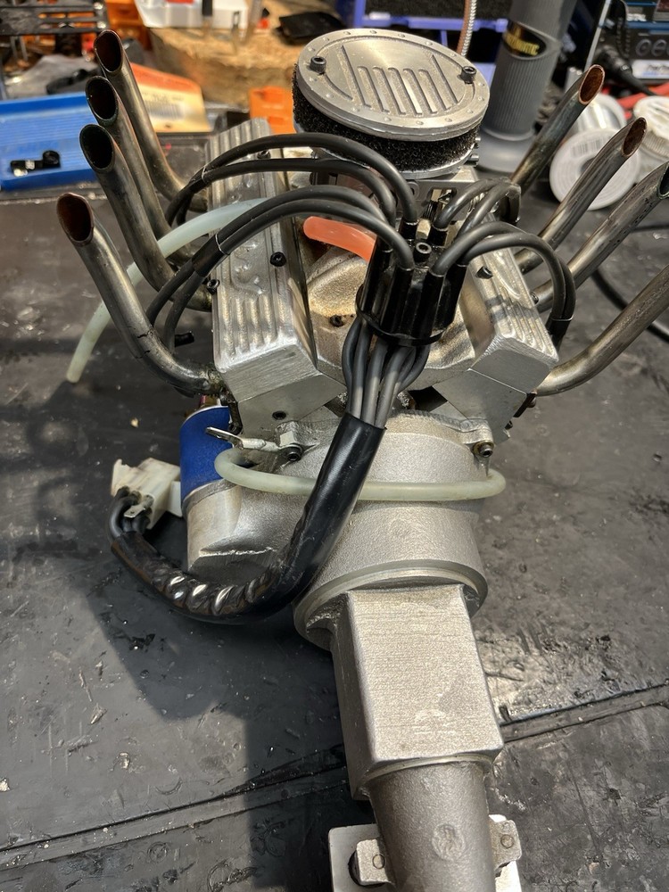 Conley 1/4 Scale V8 Nitro Engine