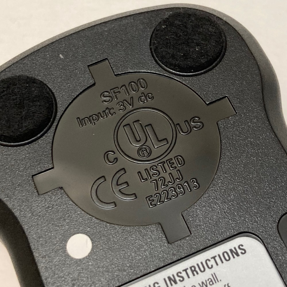 Black and Decker SF100 Stud & Metal Sensor Finder LED Indicators