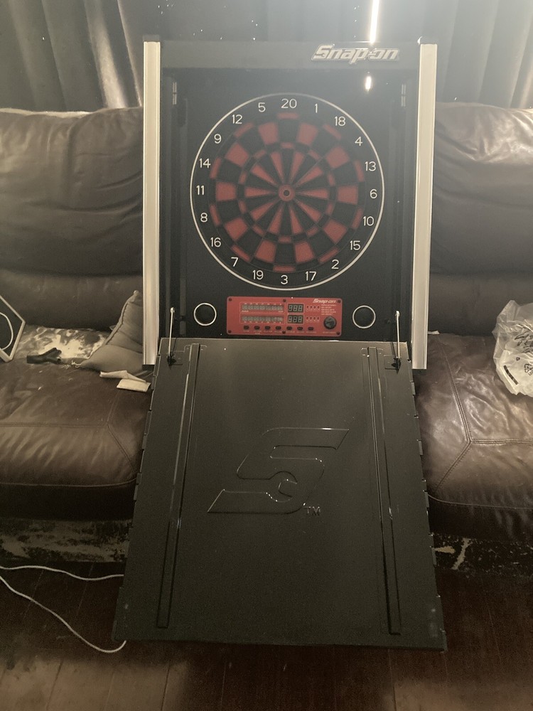 Snap-on Electronic Dart Board Epiq