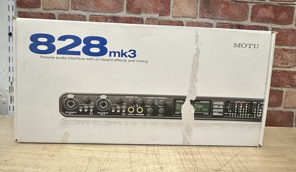 Motu 828mk3 Digital Audio Interface     READ