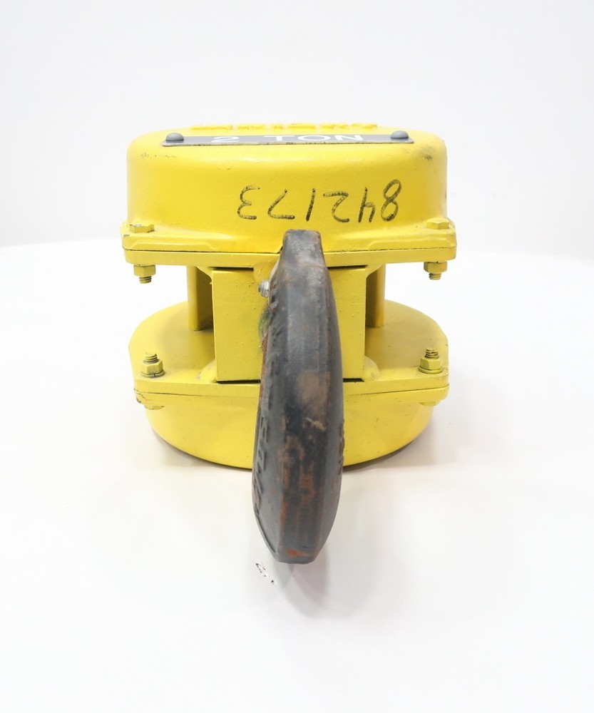 Wright 2-TON Hoist Chain Holder