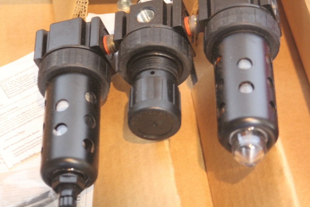 PARKER PRESSURE REGULATOR OILER WATER SEPARATOR 18A1B00002