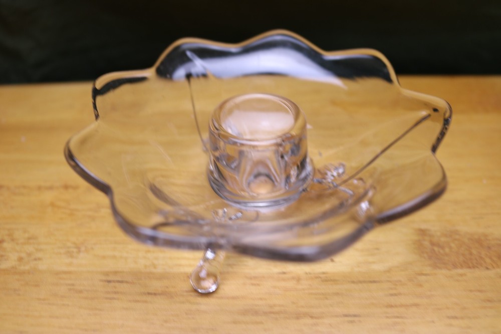 One Crystal 3 Footed Clear Lilly Pad Candlestick Holder