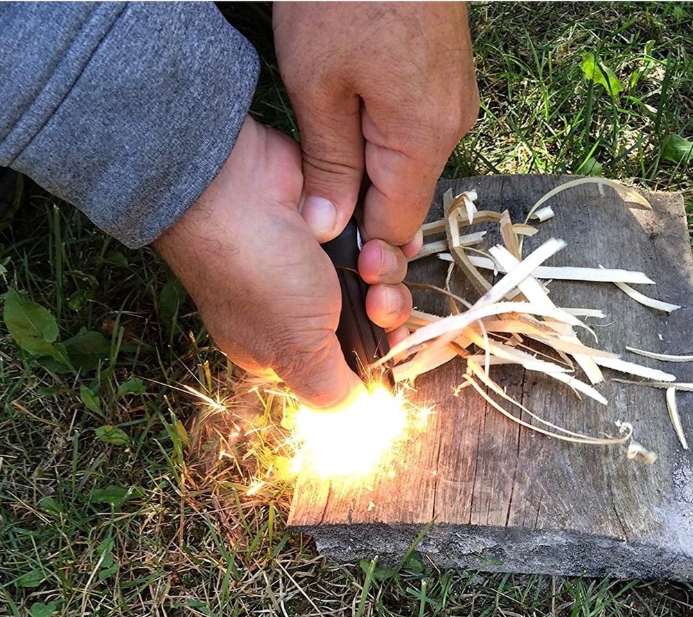 UST Blastmatch One Handed Fire Starter Rod - Black - NEW