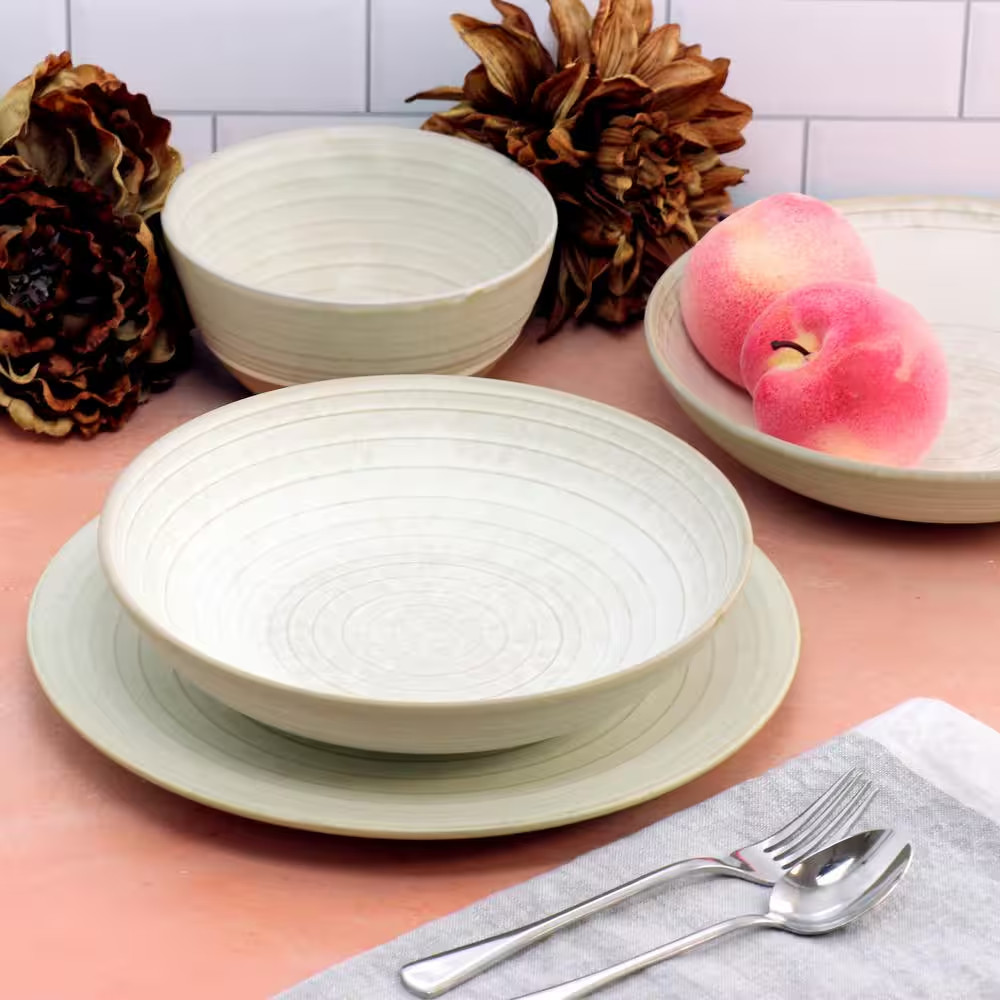(12 Piece) Dreamweaver round Earthenware Dinnerware Set in Matte White