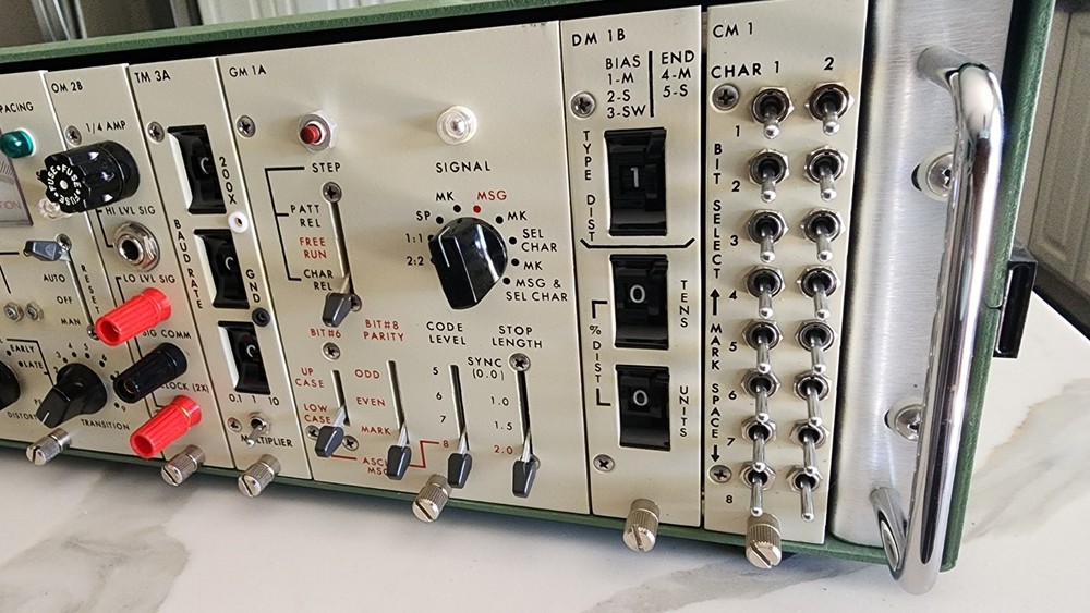 Digitech 2002-08 signal generator / distortion analyzer Rare