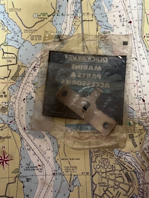 Quicksilver #57886 Bracket Support.