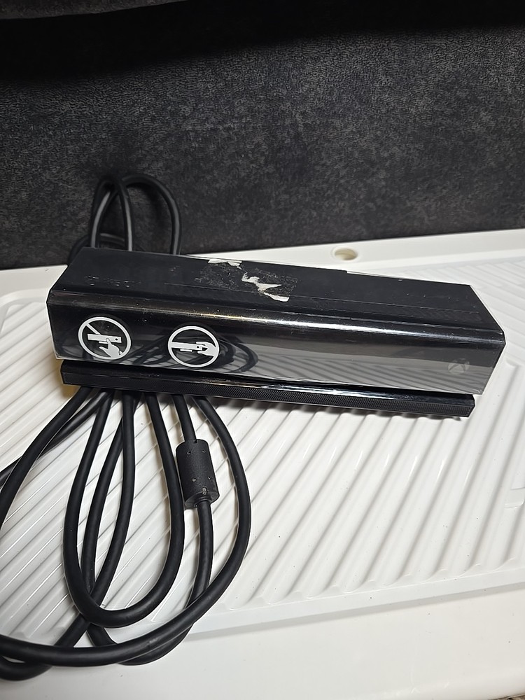 Microsoft Xbox One Kinect Camera Motion Sensor Bar Black Model 1520 In Plastic