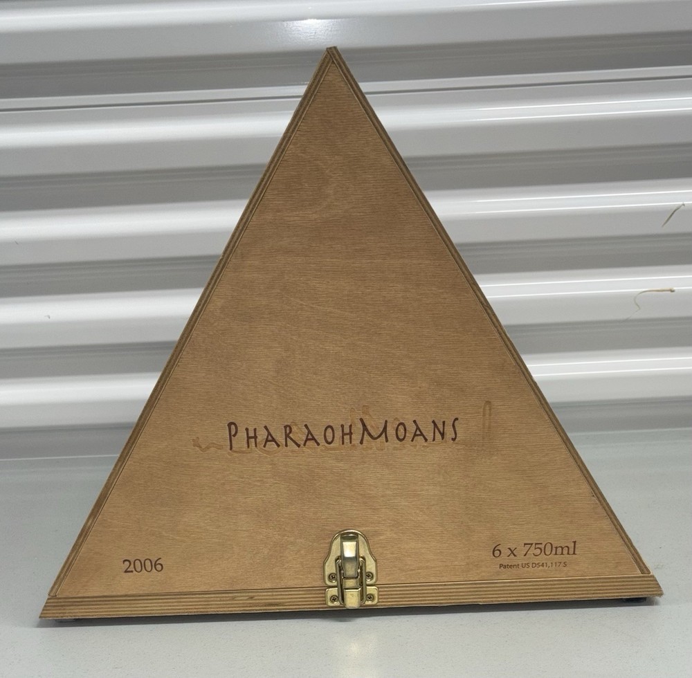 Pharaoh Moans 2006 6 Bottle Wine Holder