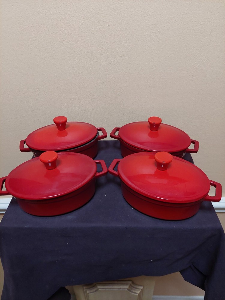 Mini Technique Red Ombré Enamel Cast Iron Oval Mini Dutch Oven