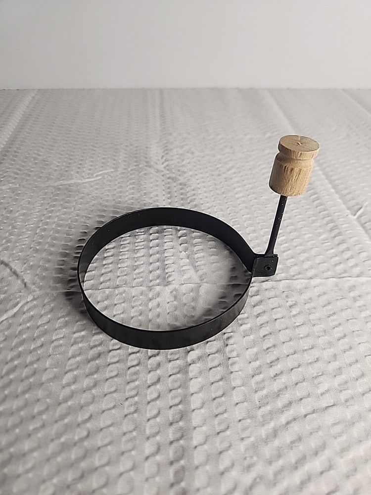 3.75” Diameter Egg/Biscuit Cooking Ring Metal