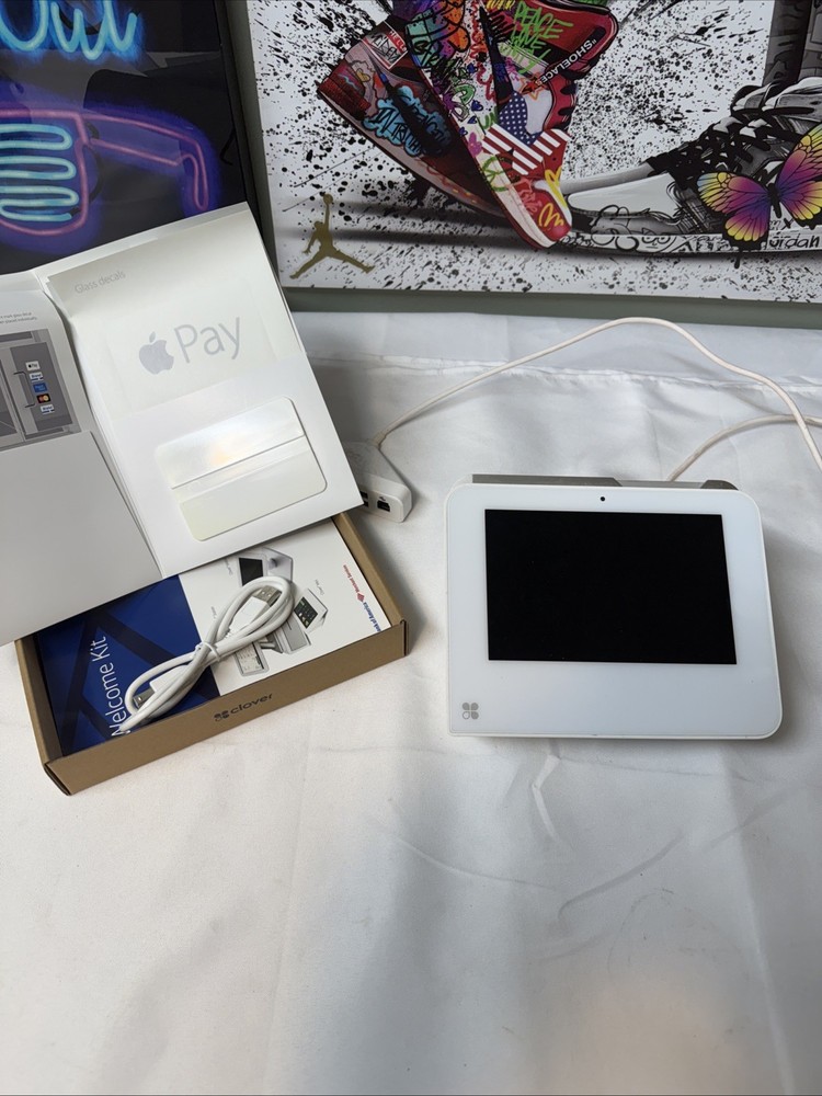 Clover mini credit card machine