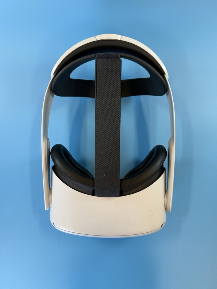 Meta Quest 2 Virtual Reality Headset KW49CM White