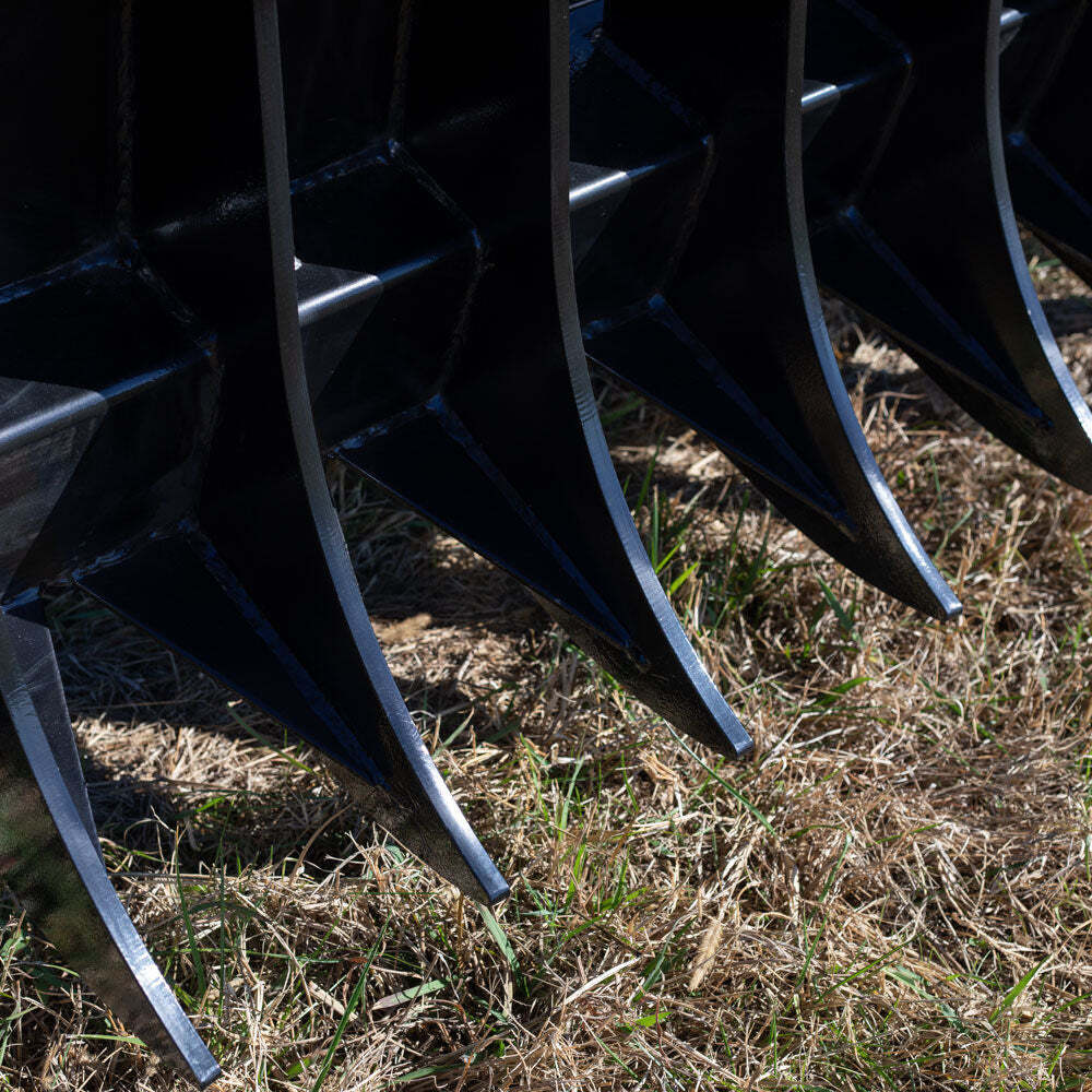 Titan Attachments 84in Clamshell Root Grapple Rake, Universal Skid Steer Mount