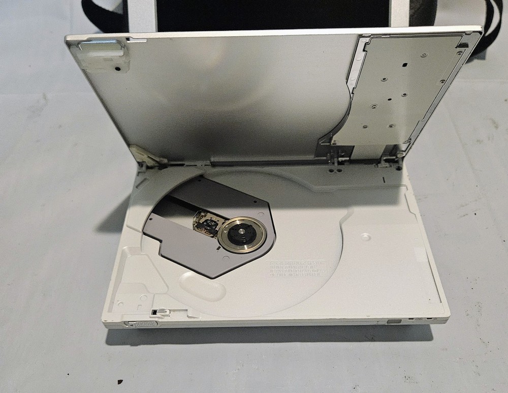 Panasonic dvd-lv75 Player! As Pictured, Missing Cord, Untested.