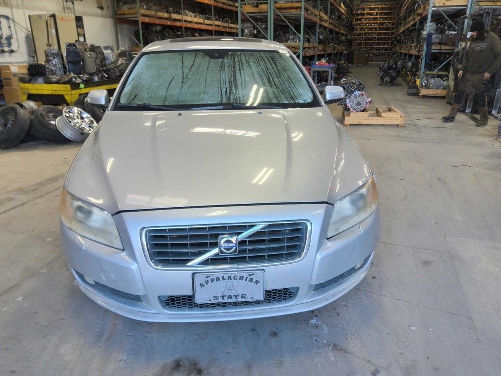 S80 2008 Battery Tray 684236