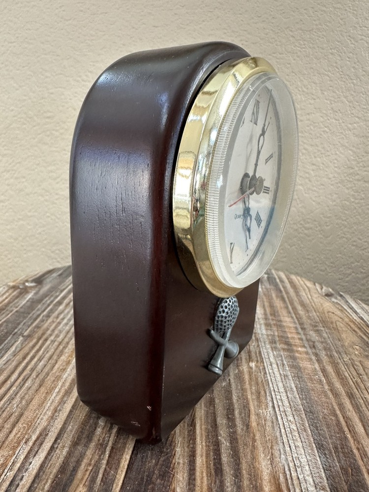 Golf Golfing Tees Theme Quartz Table Desk Clock