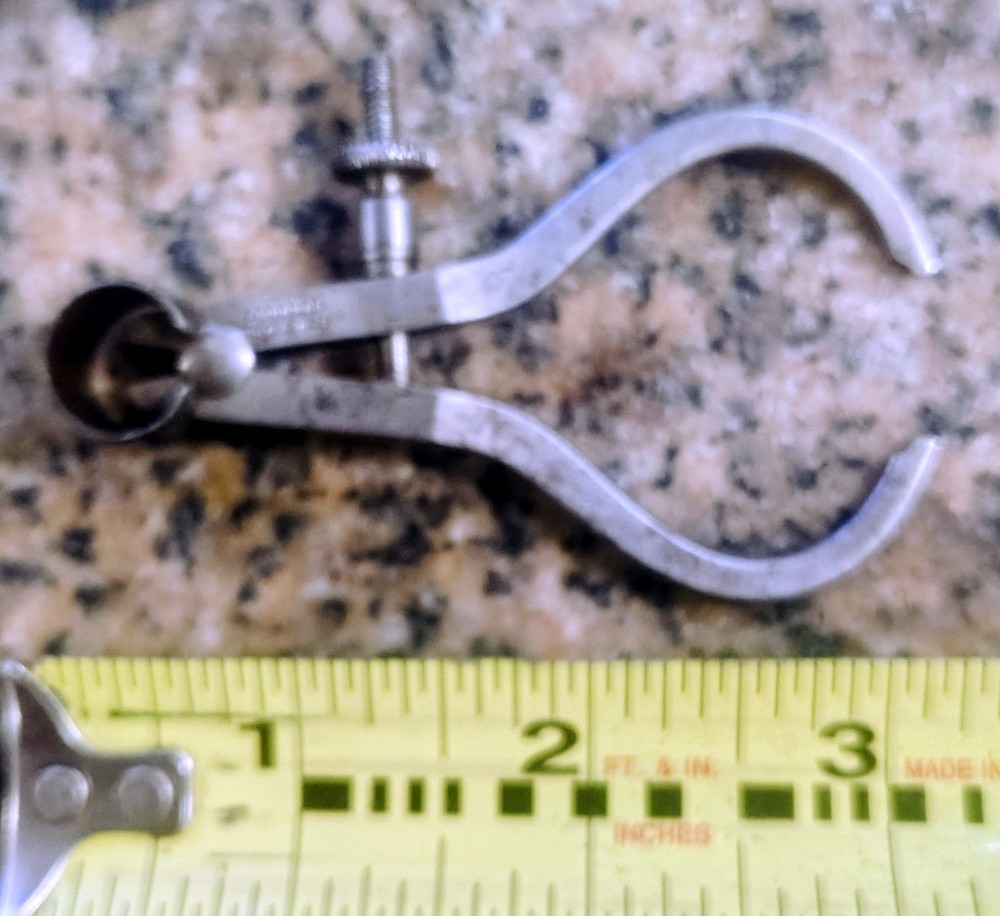 🗽 VINTAGE MINI 1-1/2" OD CALIPER