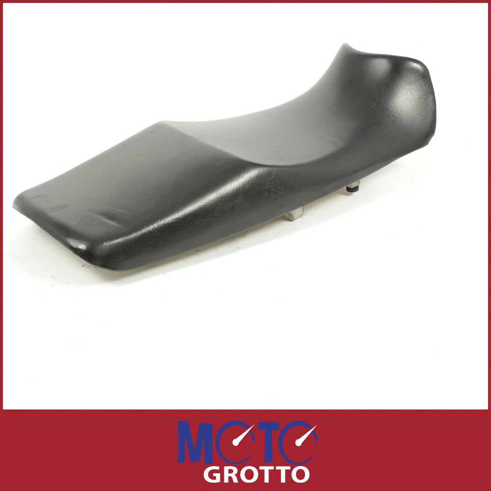 Kawasaki ZZR1100C () Seat