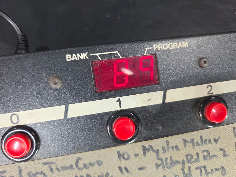 ADA MC-1 MiDi Controller Foot Controller Working No Power Supply VIDEO DEMO! 🎥