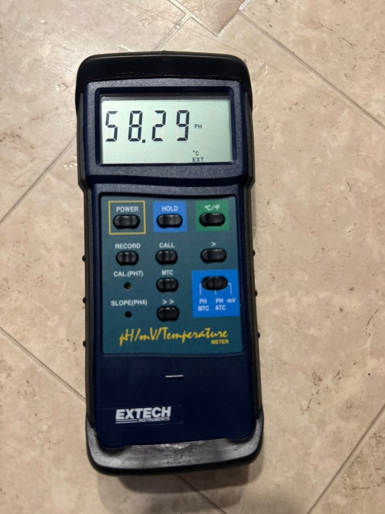 Extech Heavy Duty pH, mV & Temperature Meter Model 407227