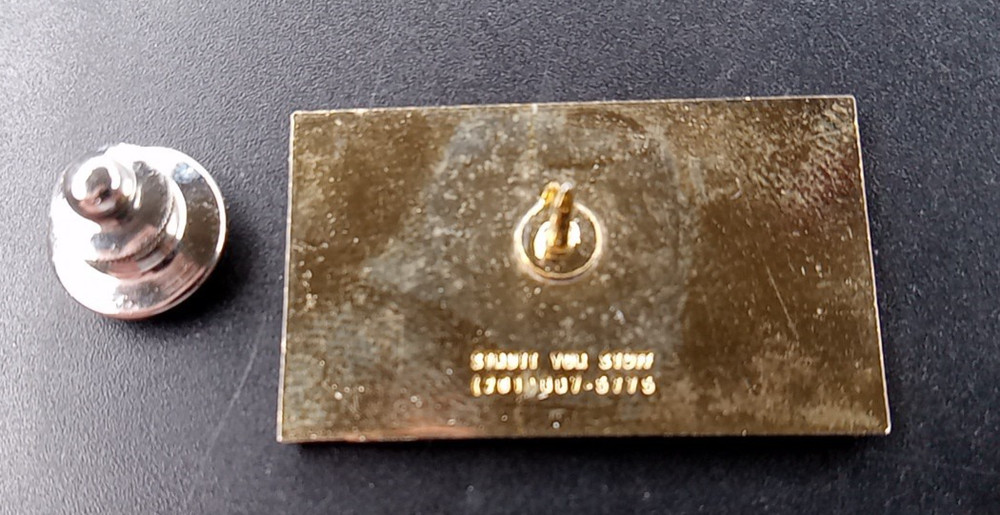 Beatrice Racing Pin