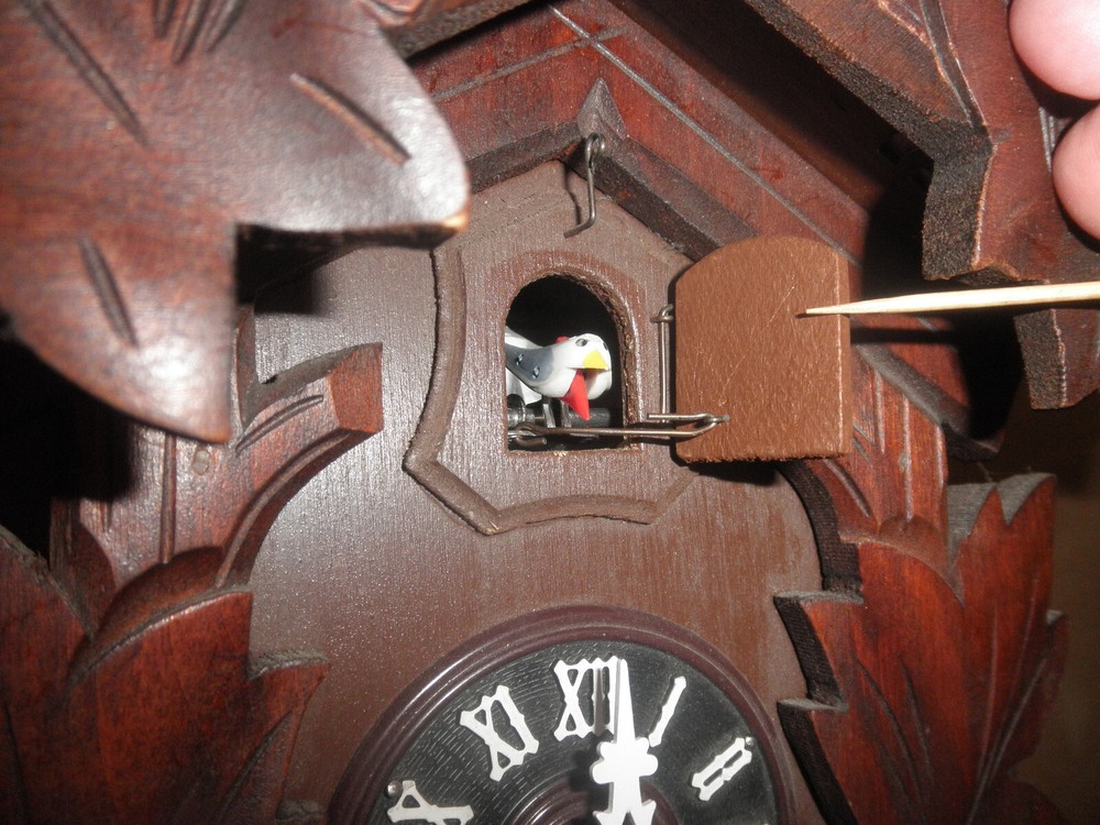 Cuckoo Clock German Black Forest Herr working 1 Day CK3143A