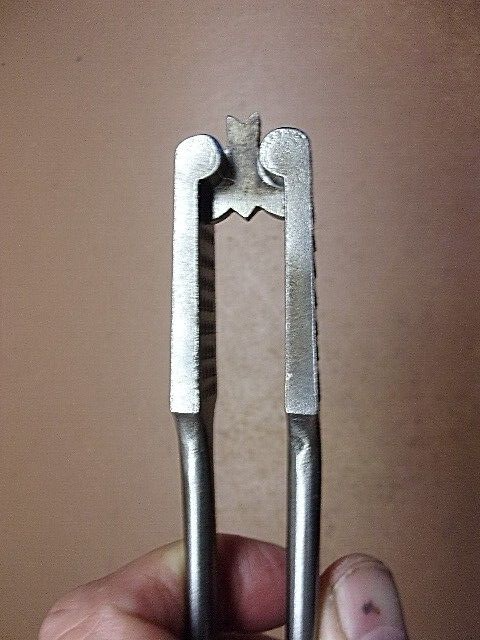Vintage Steel Nutcracker Holiday Kitchen Tool Multi-Size Nut Cracker Tool LQQK!