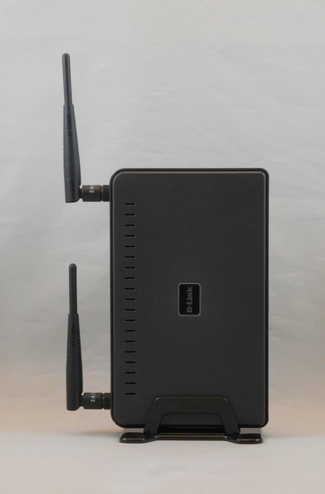 D-Link DIR-628 RangeBooster 10-100 Wireless N Dual Band Router