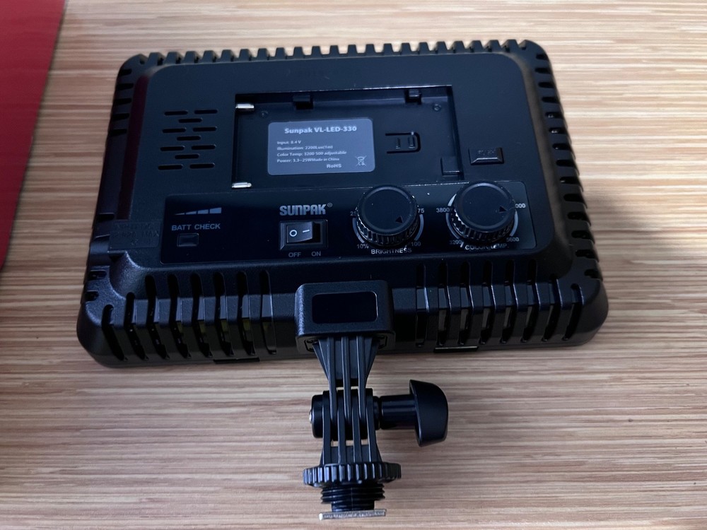 Defective Video Light Kit: Sunpak LED 330 Kit