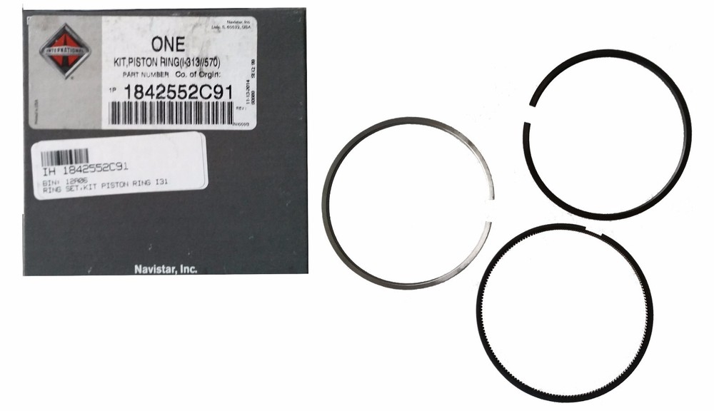 International 1842552C91 Piston Ring Set