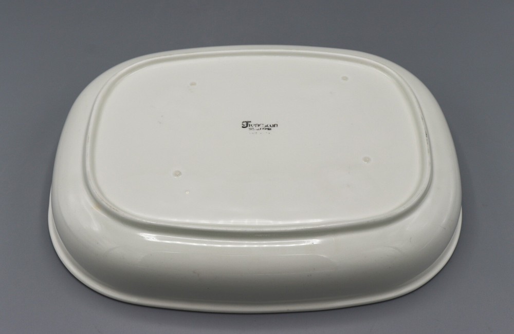 Franciscan Sea Sculptures White Conch Shell 12" Baker Casserole Dish MINT