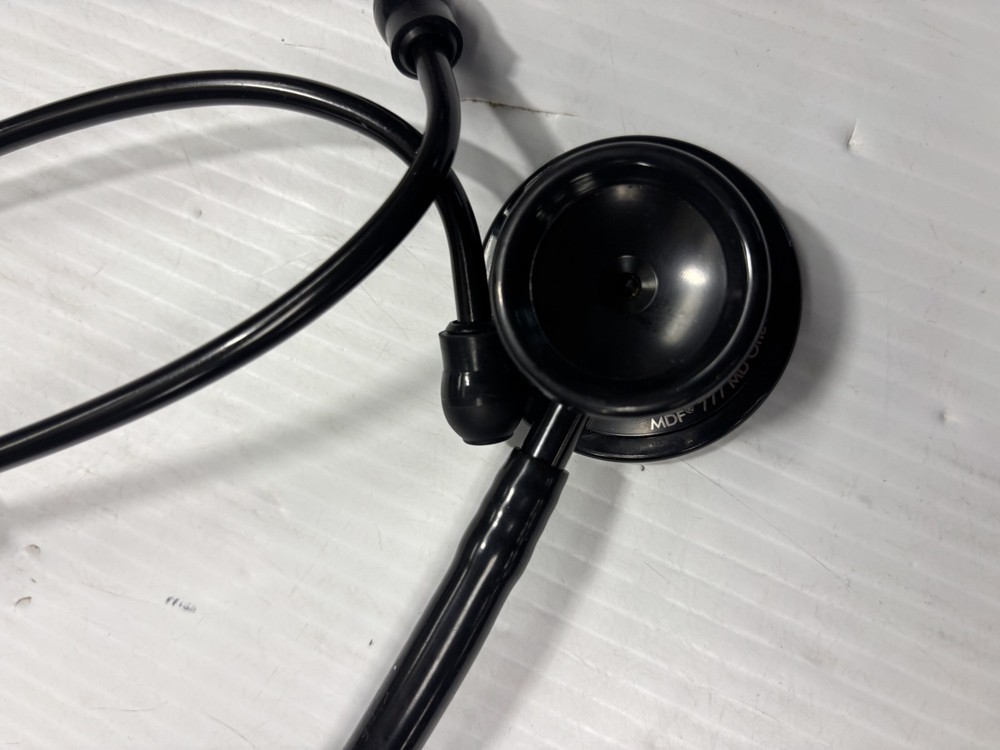 MDF Instruments 777 MD One Stethoscope