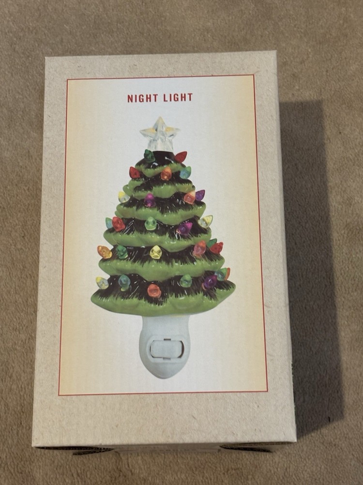 NEW, Ceramic Christmas Tree Night Light Wall Plug Cracker Barrel Exclusive