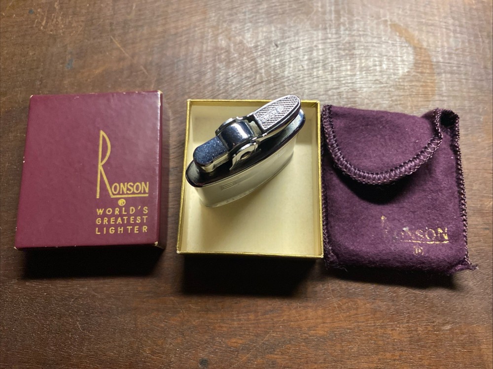 Ronson Vintage Lighter In Box Non-Engraved