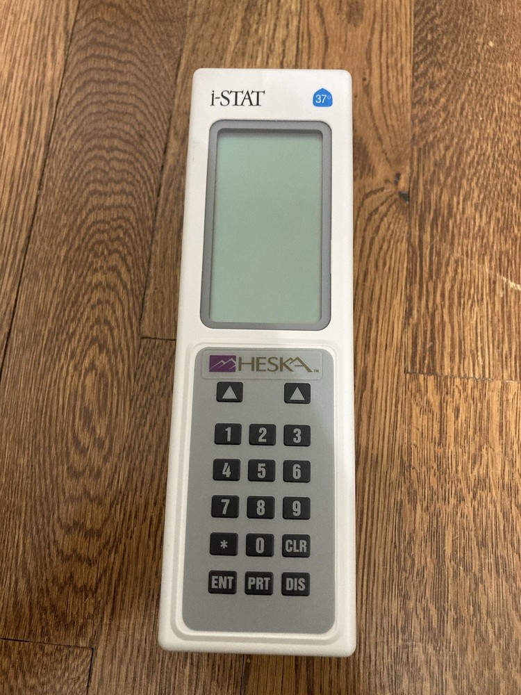 Working Abbot ISTAT Bundle With Data Reader And Extra Battery